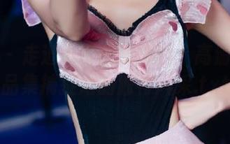 爱蜜社 – 走近小宝酱的海边：高清写真作品集捕捉她的独特风采.txt