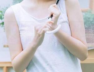 爱蜜社 – 视觉盛宴：张思允Nice水手服写真合集全新更新，尽享清新风尚！.txt