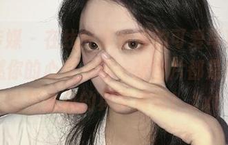物恋传媒 – 在线分享婷婷的可爱写真，瞬间点燃你的心灵，每一张图片都是她的个性与生机的真实展现！.txt