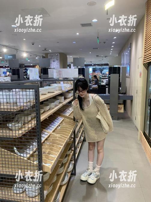 物恋传媒 - 小竹的镂空摄影图库：发现无尽的资源，让每一瞬间都充满精彩！.txt