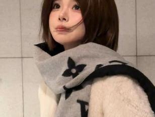 猎女神 – 最新潮流！爱丽莎Lisa吊带写真图片合集，让你感受时尚气息.txt