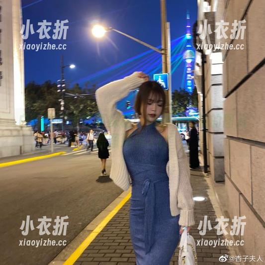 白烨烨 白烨烨护士写真探秘:优雅与力量的图片原图展示.txt