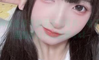 探秘神乐坂真冬的无圣光写真：电子相册里的明日花嫁故事.txt