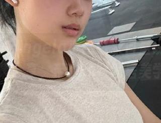 秀人网 – Angela小热巴亲自呈现的睡衣作品集分享，带你体验家居美学.txt