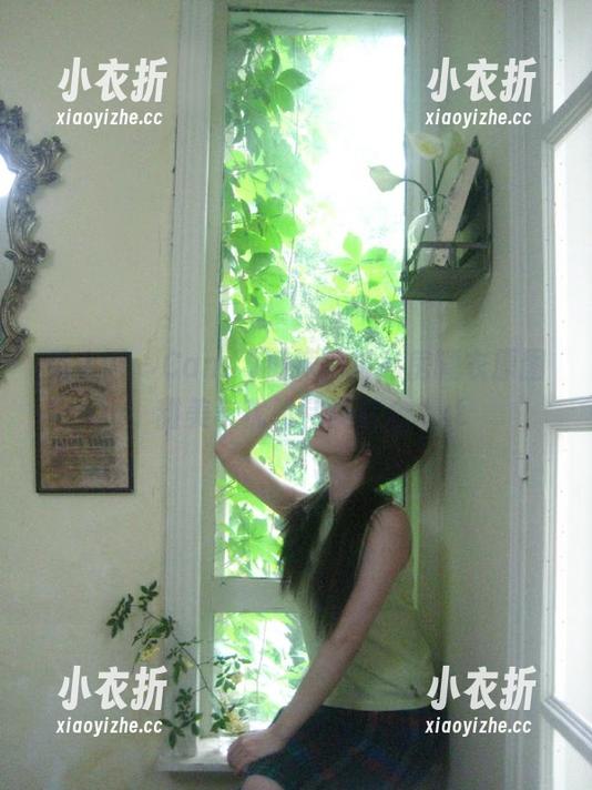 秀人网 - Candy糖糖独特私房睡衣原图，甜美与优雅完美融合.txt