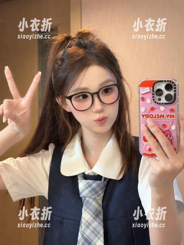 秀人网 - Cherry樱桃酱最新甜心作品上线，原图免费分享，让梦幻与现实交织在一起！.txt