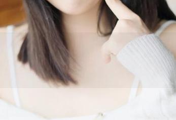 秀人网 – 榜单热门！MODEL伊若睡衣美照原图全新更新，尽享视觉盛宴！.txt