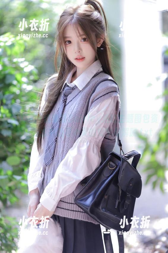 秀人网 - 伍晓丽Shirley浴缸主题图包资源：在水中找寻心灵的安宁与解脱.txt