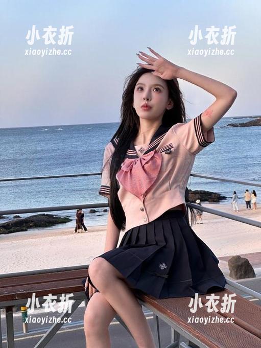 秀人网 - 赴一场大理的约会：允尔旅拍套图免费下载，让你拥有美好记忆！.txt