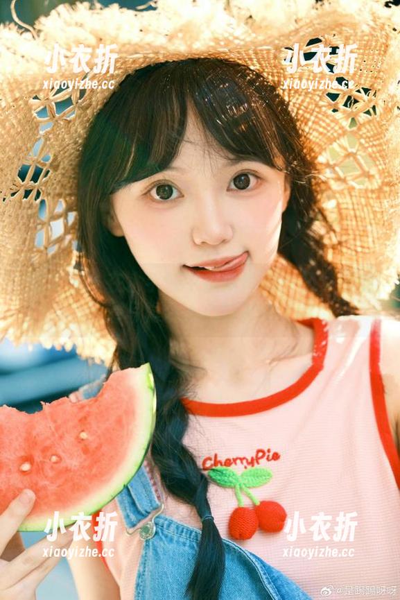 秀人网 - 在水手服中重拾青春：初梦瑶的高清写真令人心醉神迷.txt