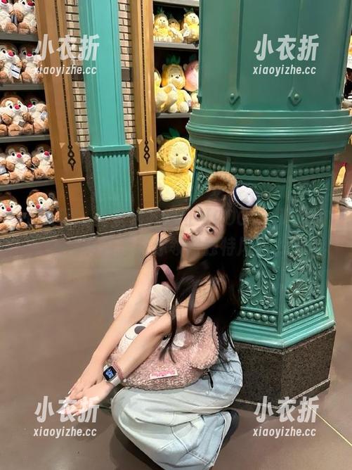 秀人网 - 无圣光下的可可COCO，璀璨内衣写真合集带你领略独特风情.txt