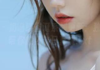 秀人网 – 奶喵喵圣诞系列更新：独特原图带你感受节日喜悦.txt