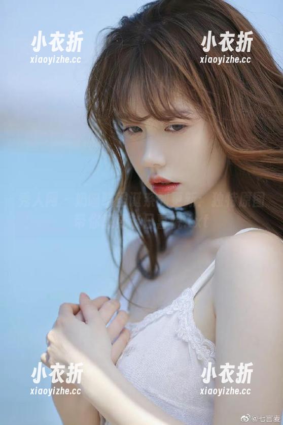 秀人网 - 奶喵喵圣诞系列更新：独特原图带你感受节日喜悦.txt