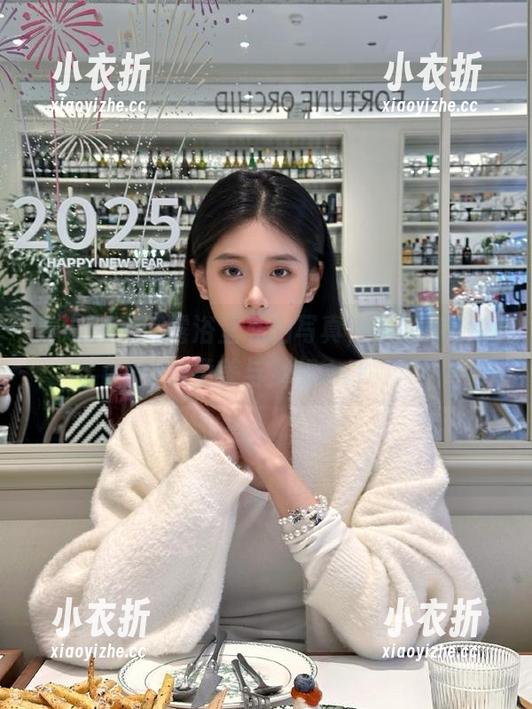 秀人网 - 娜露浴室私拍写真，唤醒你心底的柔美与梦想.txt