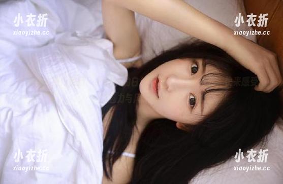 秀人网 - 热门更新！小Kiki的白丝写真图片集大揭秘，快来感受她的魅力与风采吧！.txt
