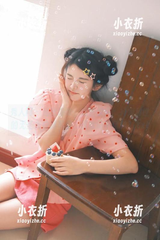 秀人网 - 走出课本，走进镜头：抖娘利世的无圣光校服写真，谁敢说不精彩？.txt