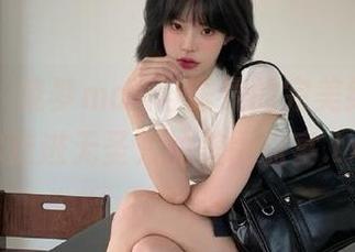 秀人网 – 晓梦may与眼镜的完美结合，带你走进无圣光的美图盛宴.txt