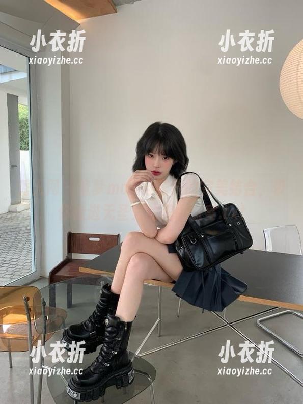 秀人网 - 晓梦may与眼镜的完美结合，带你走进无圣光的美图盛宴.txt