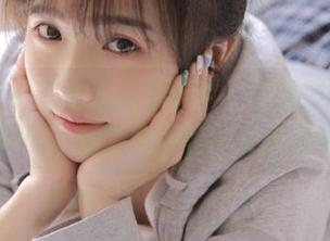 秀人网 – 在无圣光摄影中，李丽莎的棉袜完美展现了慵懒与迷人的生活态度.txt