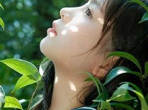 秀人网 – 林子欣清纯写真集分享：穿越时空的美丽，点亮你的生活.txt