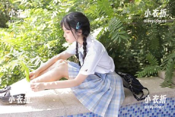 秀人网-狐小妖Baby 秀人网 - 狐小妖Baby短裙写真合集:展现个性,演绎独特风格.txt