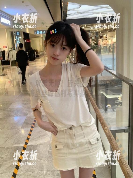 秀人网 - 欢乐无限！舌尖上的菊花ace与裤里丝的福利写真推荐.txt