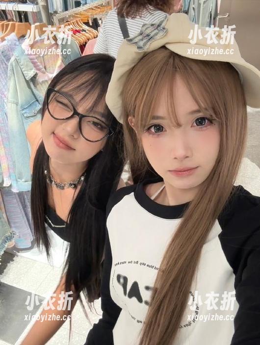 秀人网 - 绝美西希白兔红裙写真，高清分享让你沉浸在她的优雅氛围中.txt