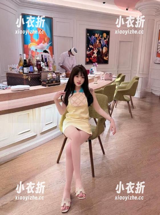 秀人网-陆萱雅 秀人网 - 下载陆萱雅居家写真图片,带走一份属于你的生活灵感.txt