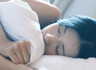 秀人网 – 在浴缸中，颖仪baby的作品集释放无尽魅力与资源！.txt