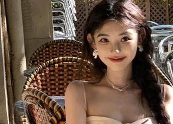 紧急企划 – 优等生图集中的小恩：Exclusive写真资源为你带来新鲜体验.txt