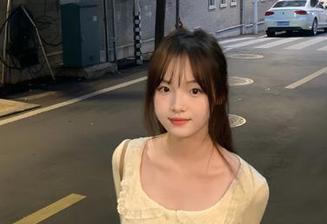 美媛馆 – 与绮里嘉ula共同探索：皮衣写真中的时尚灵感与精美套图.txt