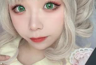 释放你的创意！自闭颜球球吊带写真资源，提升你的作品质感.txt