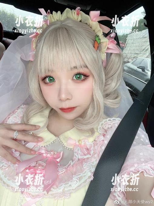 释放你的创意！自闭颜球球吊带写真资源，提升你的作品质感.txt