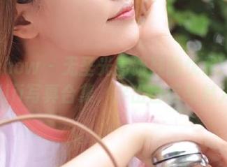 花漾show – 无圣光高跟鞋的优雅：思淇Sukiiii写真合集，穿出自信与魅力.txt