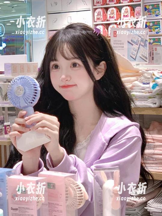 花漾show - 温柔不止于绮里嘉ula的私拍图集，简直是打脸那些觉得鮣温柔鮣无用的人！.txt