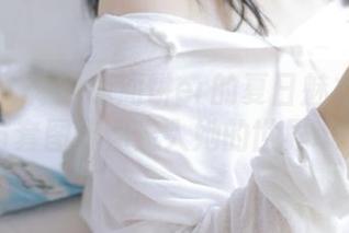 微密圈 – 体验葱油饼er的夏日魅力：原图与套图带你走入她的世界.txt