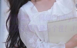 蜜桃社 – 颠覆视觉，佩琦Pinky豹纹写真图包展现无限风情与个性！.txt