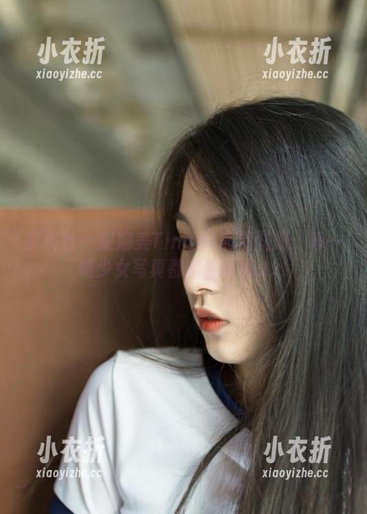 蜜桃社 - 缇娜美Tinami高清图册：每一幅少女写真都藏着故事.txt
