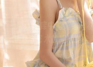 觅芙少女 – 精选图库中的娟娟丝袜写真，带你享受时尚与艺术的完美结合！.txt