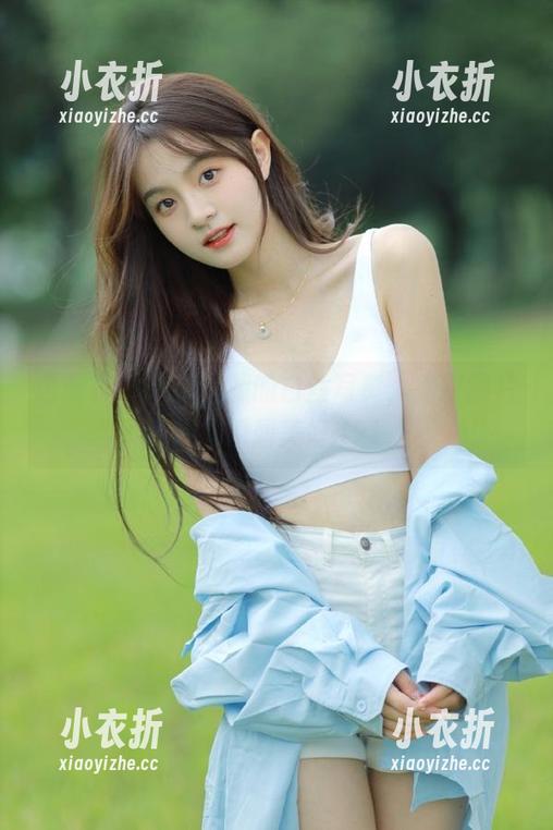 语画界 - 来自奶瓶的白丝写真，细腻图片捕捉瞬间美好.txt