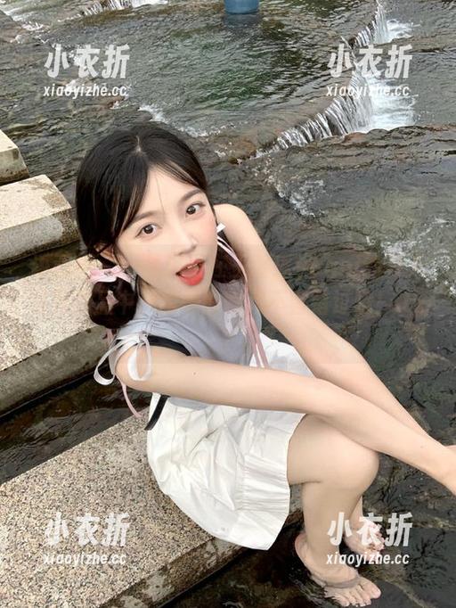 语画界 - 一起沉浸在王馨瑶yanni的夏天写真作品中，甜美的瞬间不容错过哦！.txt