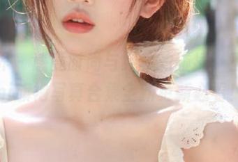语画界 – 感受时尚与经典的碰撞，王馨瑶yanni旗袍写真合集全新更新必看！.txt