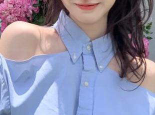 轰趴猫 – 走进艾小青的女仆世界，探索她的独特福利写真作品.txt