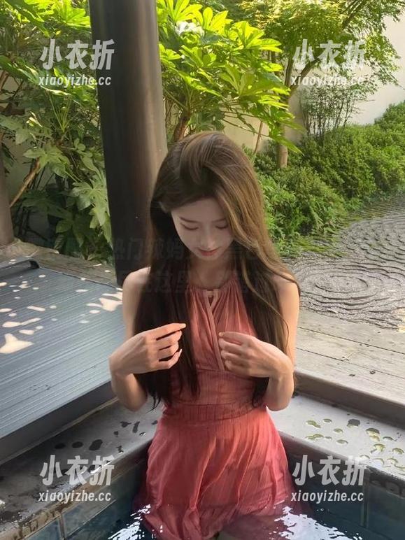 微密圈 - 热门辣妈女神黑色写真合集，最新作品尽在这里，别错过哦！.txt