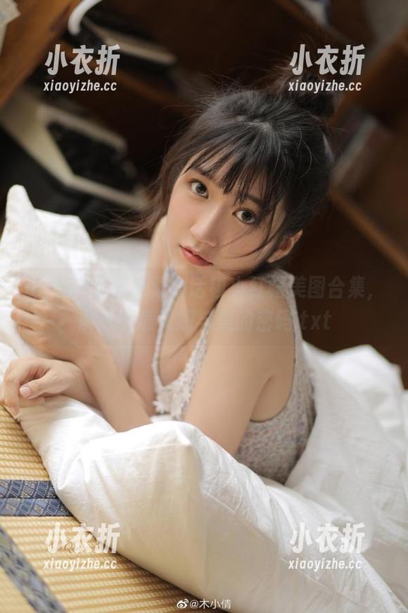 逐月Su带你探索童话镇小红帽美图合集，解锁创意灵感与美的密码.txt