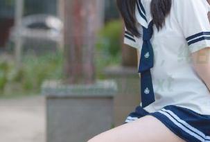 微密圈 – 铁锤姐姐震撼登场，纯白战神写真资源精选展.txt