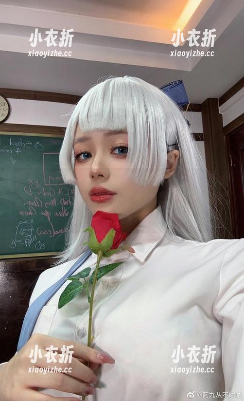 阿九从不咕咕(九言)泳池写真精选：从水面到心间的轻松与快乐，摄影师的独特视角.txt