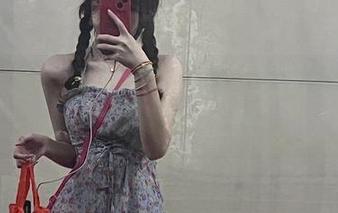 阿薰kaOri姐姐写真图库，感受她独特魅力的瞬间！.txt