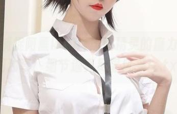 在线捕捉阿薰kaOri黑兽精灵的魔力，原图独享，细节逼真尽显风采！.txt