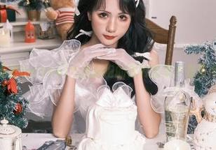 不仅是美，雅祈masaki大凤旗袍的福利图集更是艺术的展现.txt